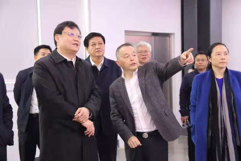 湖南省委常委、省國(guó)資委書(shū)記等赴邵陽(yáng)調(diào)研國(guó)資國(guó)企工作方案考察團(tuán)來(lái)我公司調(diào)研